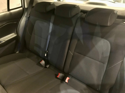 Imagen 18 de 21 de Chevrolet Onix Lt Tech 2022 Entrega Inm