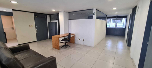 Imagen 3 de 14 de Oficinas En Renta, Excelente Ubicación, Con Servicios.