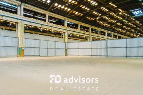 Arriendo De Bodegas En Centro Logístico 230 M2 - San Miguel