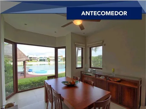 Casa En Venta En Colonia Lagos Del Sol, Benito Juárez, Quintana Roo