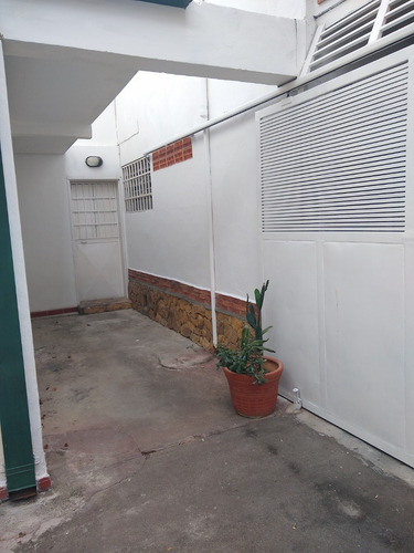 Imagen 1 de 10 de Cómoda Y Ventilada Casa En Venta En La Trinidad