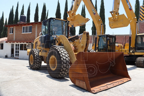 Cargador Caterpillar 938m