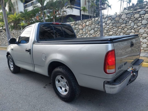 Imagen 6 de 8 de Ford F150 Fortaleza Pickup Automatica