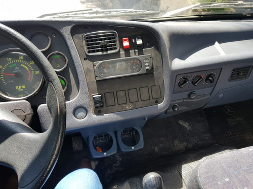 Mercedes Benz 1720