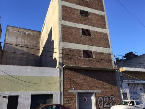 Imagen 3 de 16 de Edificio De 5 Plantas, 1680m2 Cubiertos. R. Peña 4400, V.lynch*s.martin