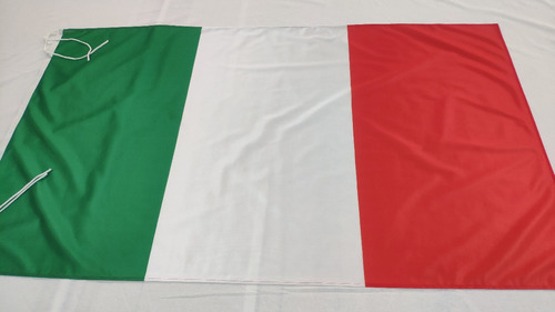 Bandera De Italia 2.5 X 1.4 M Hacemos De Todos Los Países