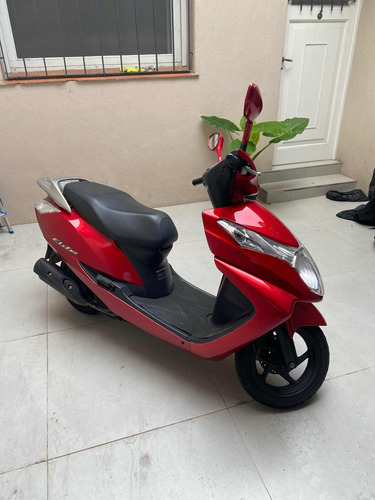 Honda Elite 125 Roja Año 2017