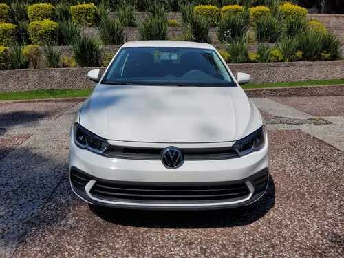 Volkswagen Polo 1.0 Confortline Tiptronic At