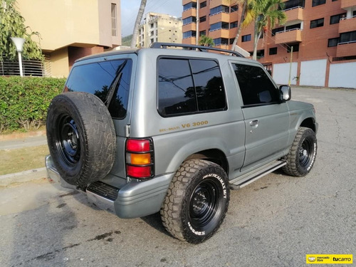 Mitsubishi Montero Dakar 4x4