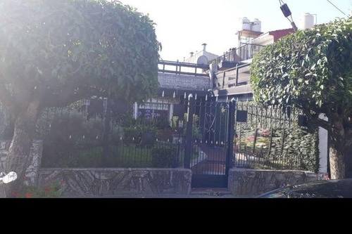 Imagen 1 de 9 de Casa En Venta En Villa Luzuriaga