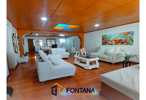 Venta De Casa Con Renta En Bavaria