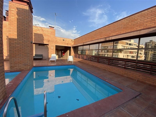 Departamento En Venta De 1 Dorm. En Las Condes