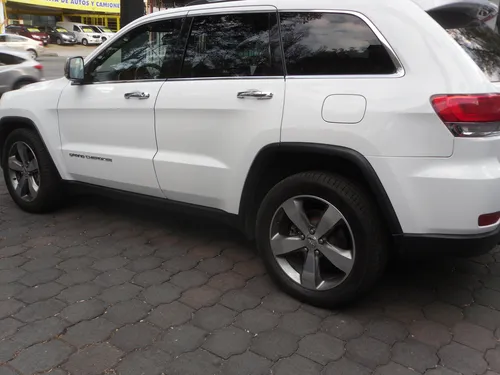 Jeep Grand Cherokee 3.6 Limited Lujo V6 4x2 At