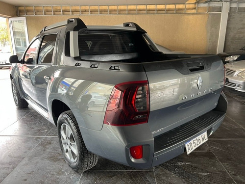 Imagen 6 de 9 de Renault Duster Oroch 2019 2.0 Privilege