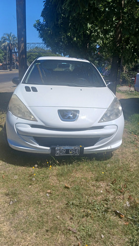 Peugeot 207 1.4 Sedan Active 75cv