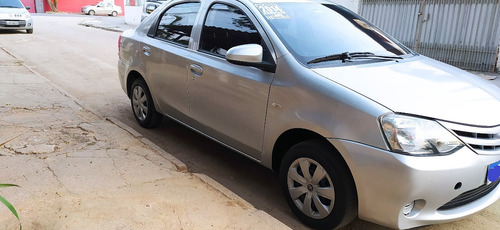 Imagem 9 de 11 de Toyota Etios Sedan X 1.5 Com Gnv 5a Geração
