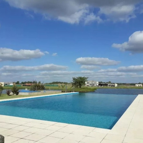 Vendo Terreno De 360mts2 En Barrio Privado Laguna Azul.