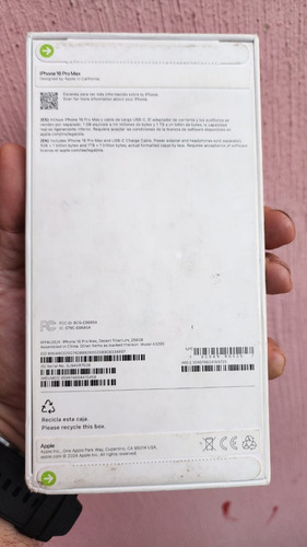 Apple iPhone 16 Pro Max