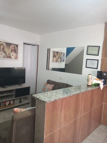 Imagem 3 de 10 de Sobrado Com 2 Dormitórios 1 Vaga - So0899