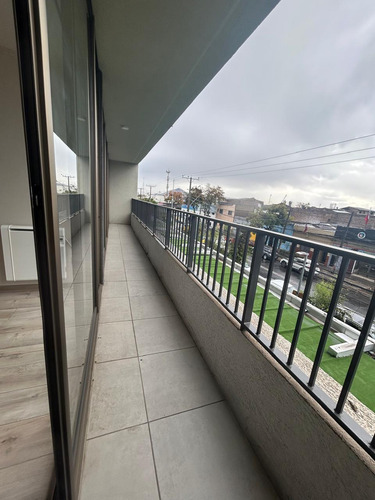 Arriendo Depto. Nuevo De 2d2b Semi Amoblado En Recoleta Metr