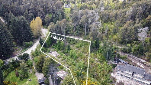 Venta- Terreno De 4360 Mt2 En Villa La Angostura, Neuquen