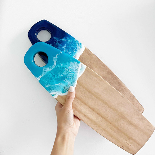 Tabla Para Servir Alimentos. Con Baño De Resina