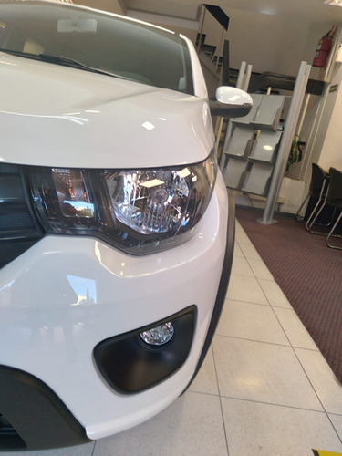Imagen 6 de 25 de Mobi Like 2023 0km Tomo Usados Ka Uno Gol Trend Palio Fox 3-