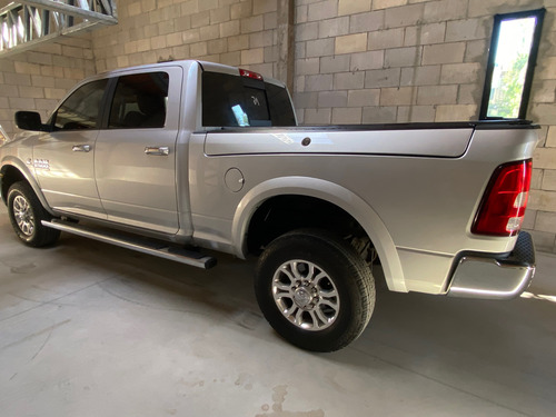 RAM 2500 6.7 Laramie I Atx 350cv 4x4