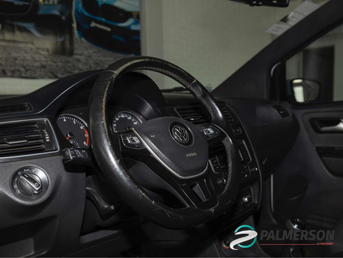 Imagen 12 de 13 de Volkswagen Crossfox 2015 1.6 Highline