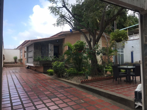 Casa En Palmar Este 4 Hab Y 3 Baños 