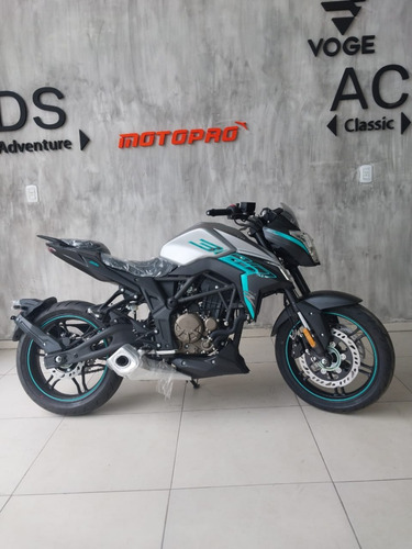 Voge 300r
