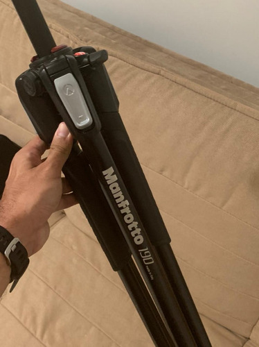 Câmera Matterport Pro2 + Tripé Manfrotto190 + Case Nanuk 930