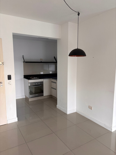 Alquiler Amplio Monoambiente 39 M2 Piscina Parrilla