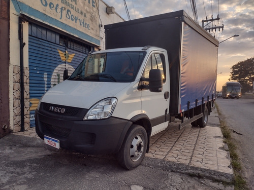 Imagem 2 de 9 de Iveco Daily 70c17 2013 Sider 4,20 Mugen Caminhões