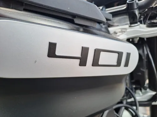 Husqvarna Svartpilen 401 Negra - 100% Financiada
