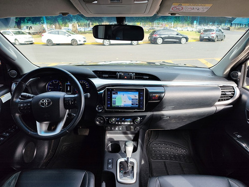 Imagen 15 de 15 de Toyota Hilux 2016 Srx 4x4 At Abasto Motors