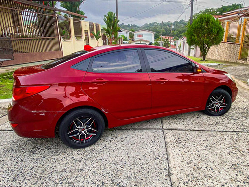 Imagen 3 de 7 de Hyundai Accent 2019
