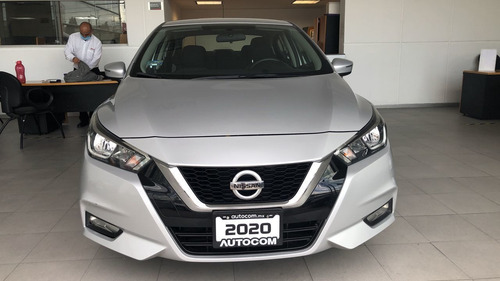 Imagen 4 de 15 de Nissan Versa 4 Puertas