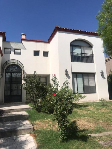 Imagen 4 de 30 de Excelente Casa En Complejo Villa Nueva - Santa Clara