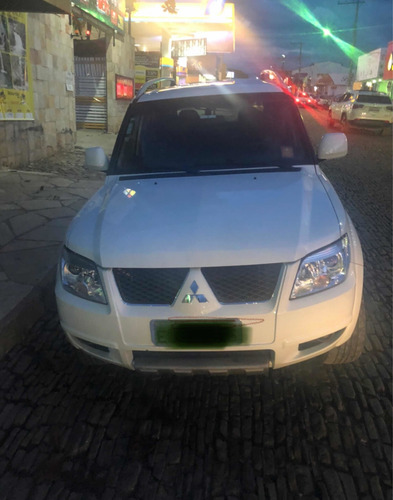 Mitsubishi Pajero Tr4 2014 2.0 4x2 Flex Aut. 5p