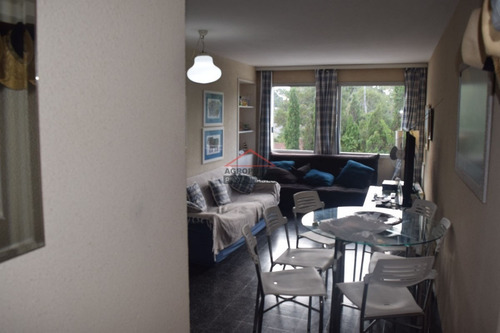 Apartamento En Mansa, 1 Dormitorios *- Ref: 2877