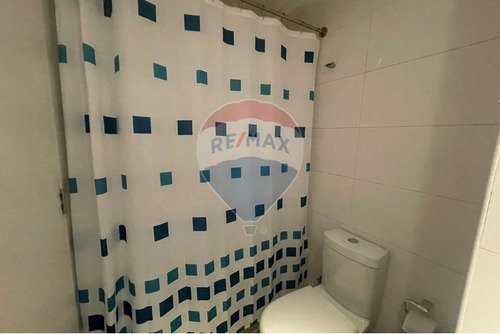 Amplio Y Moderno Departamento