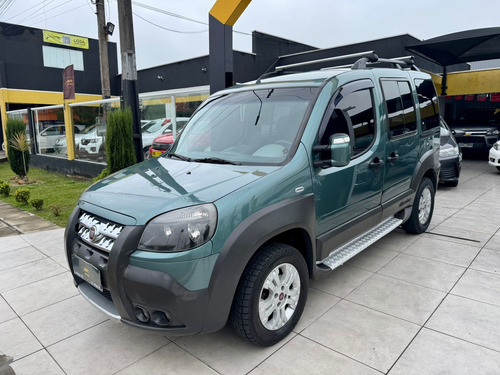 Fiat Doblo 1.8 16v Adventure Locker Flex 5p