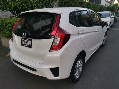 Imagen 10 de 14 de Honda Fit 2015 Automático Fun Factura Orginal
