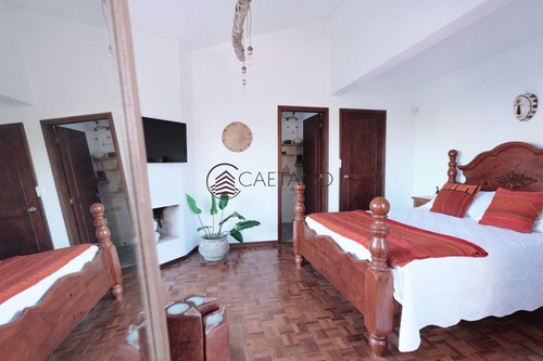 Imagen 19 de 30 de Venta Casa 7 Dormitorios Manantiales. - Manantiales El Chorro