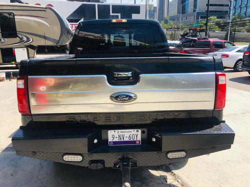 Imagen 4 de 14 de Ford F-350 2015 Platinum Super Duty 6.7 Turbo Diesel 4x4