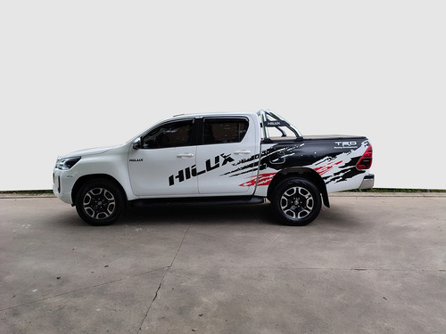Toyota Hilux Pick-Up 2.8 Cd Srv 177cv 4x2 At