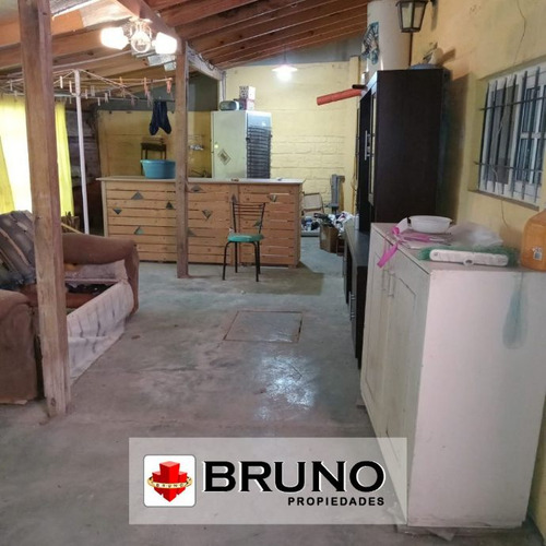 Local Con Vivienda En Venta En Marcos Paz