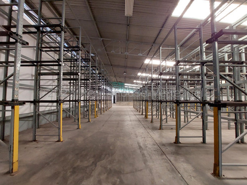 Imagen 23 de 30 de Galpon Remodelado En Venta Planta Total Oficinas Modernas Puente Carga Estef 23-20128