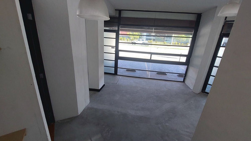 Excelente Local Comercial En Prolongaciòn De Paseo De Montejo